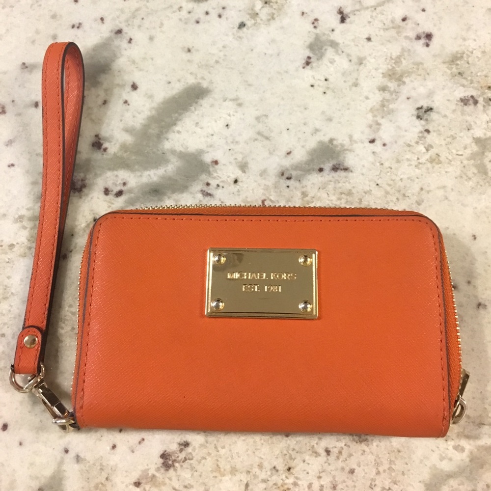 Michael Kors Wristlet